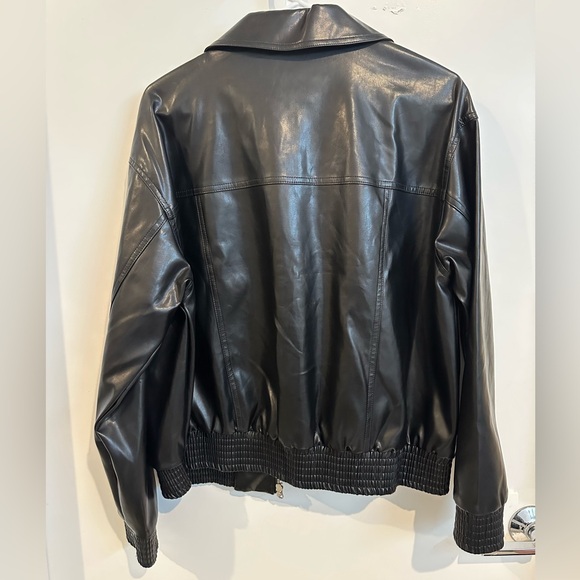 White Fox Bomber Jacket Black - Picture 4 of 6